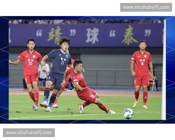 围绕泰州足球比赛展开的激烈角逐全面彰显城市体育独特文化新活力